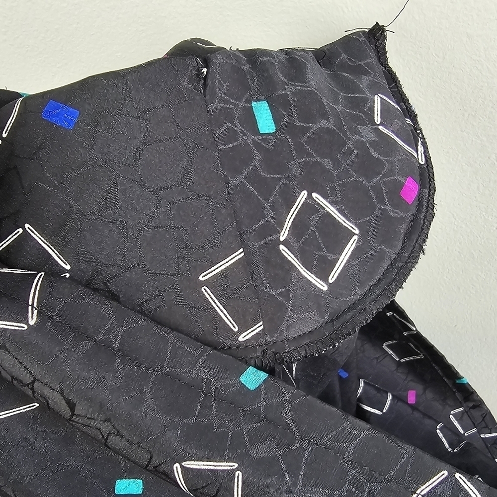 PENDLETON Vintage Long Sleeve Silky Blouse Black Multi-colored Women’s Size 6 - Picture 7 of 8